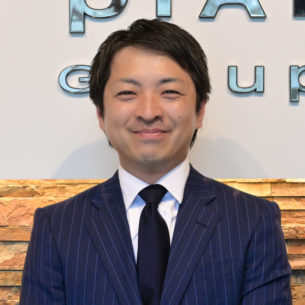 アールプランナー不動産スタッフ