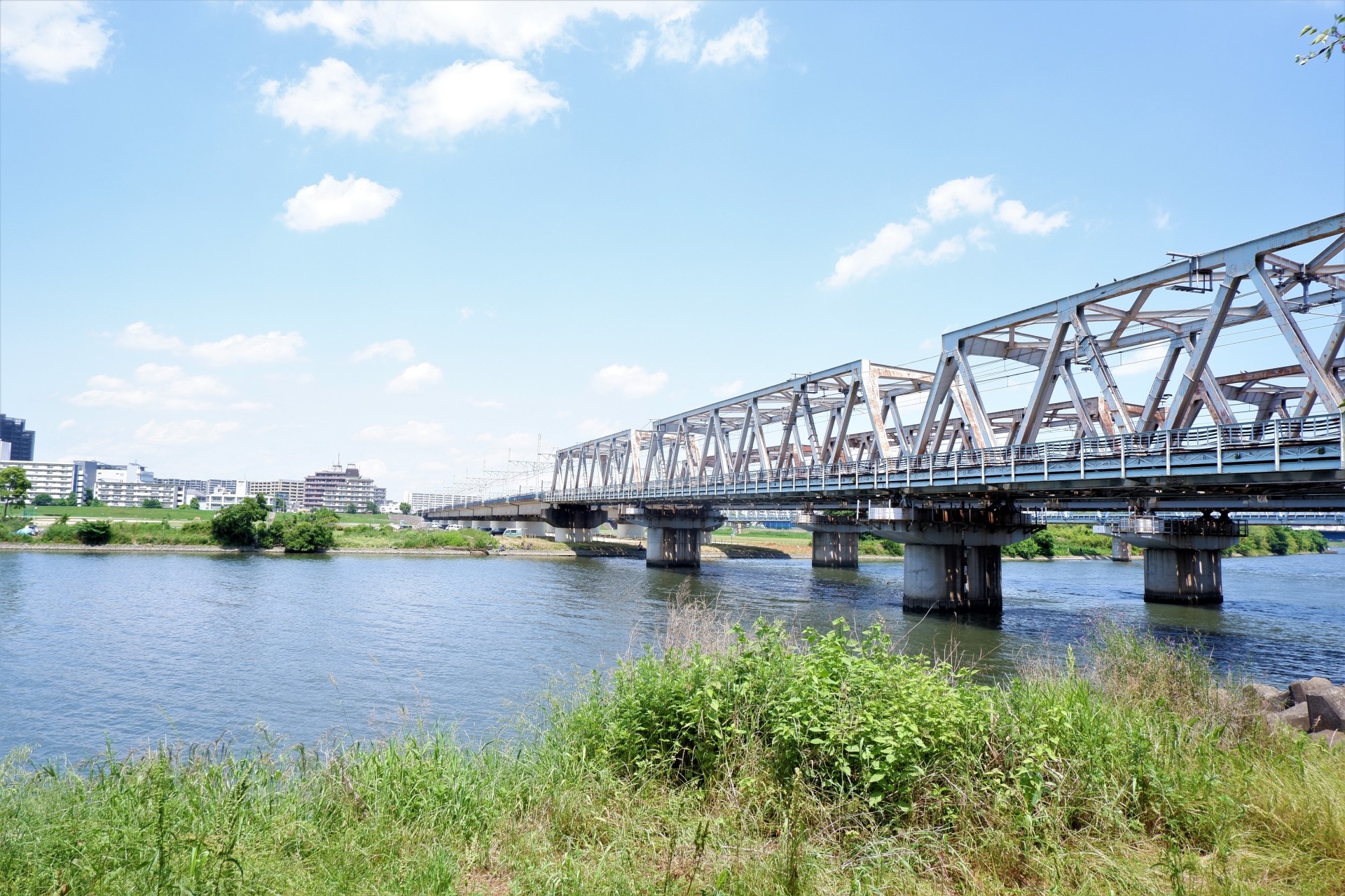 府中市の分譲住宅で見落とされがちな、多摩川近接地の湿気対策