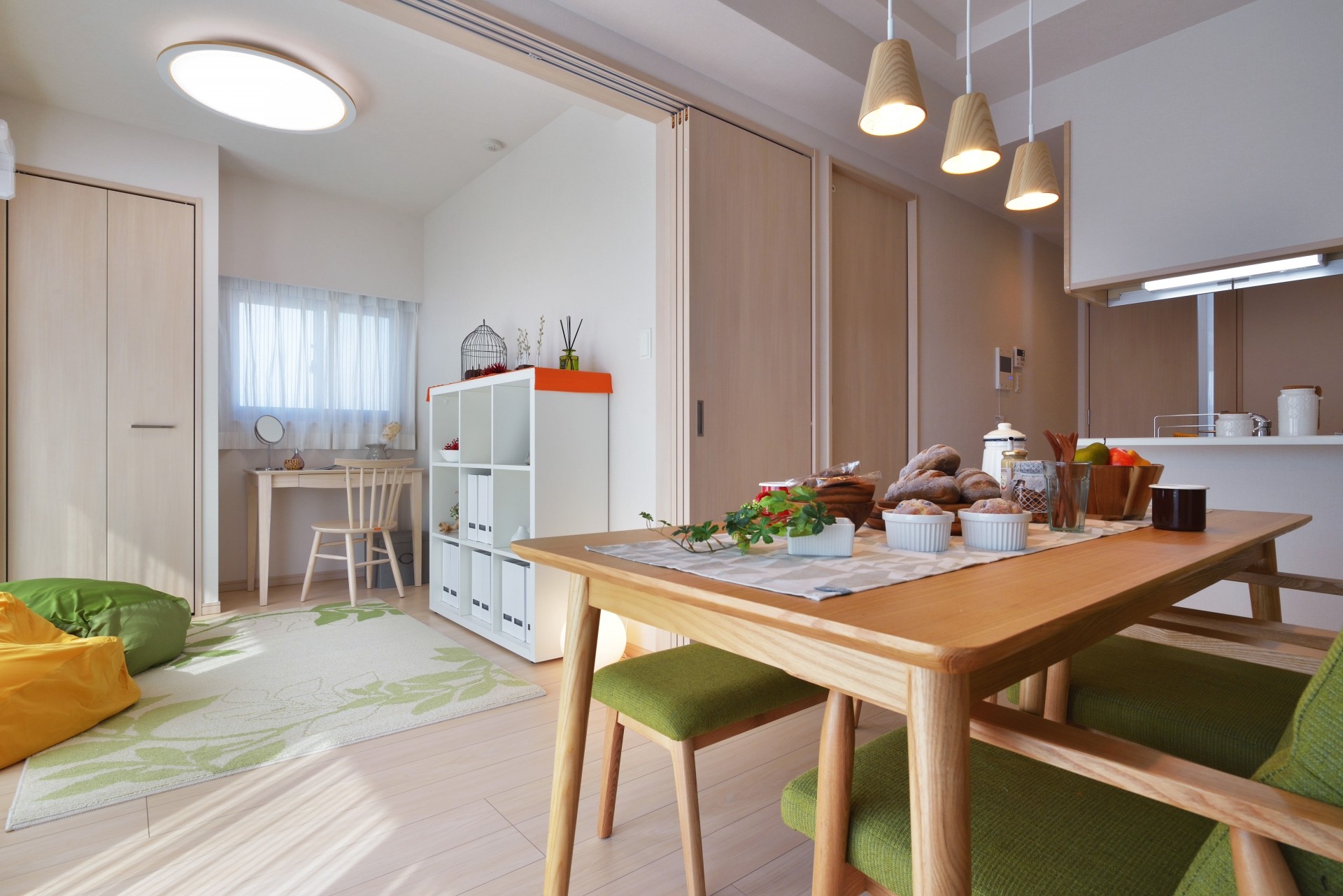 小牧市の分譲住宅で意識したい、ダイニングテーブルサイズと動線